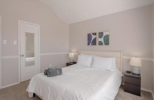 Pearl White Dream Home With Private Pool & Theatre - Foto 36