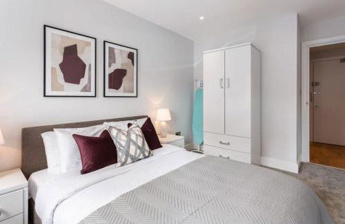 Smart 1 Bed Apartment in the Heart of Eastleigh - Foto 11