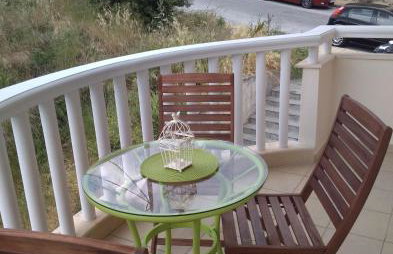 Iris Deluxe Suites 1 - Photo 12