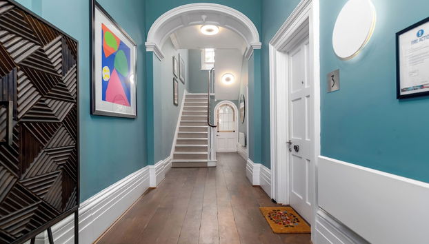 Charlotte Rise - Foto 3, Recepción