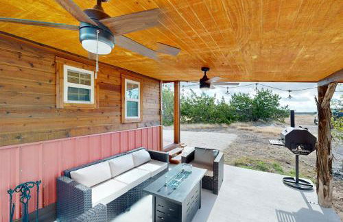 Romantic Tiny House with Views in Harper! - Foto 2
