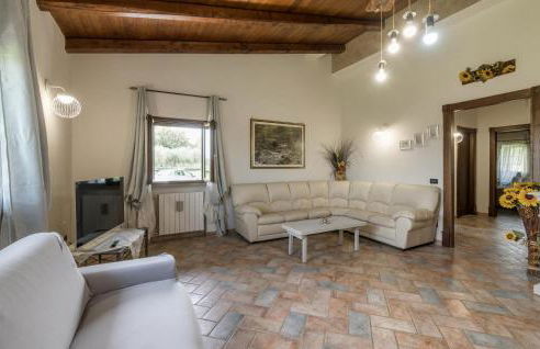 Gorgeous Home In Fabrica Di Roma - Foto 27