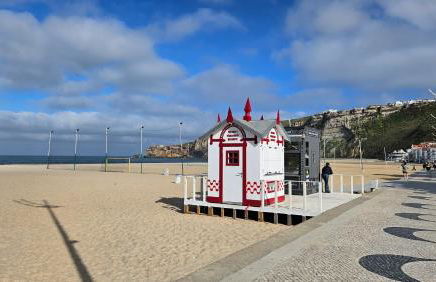 Nazare Uninterrupted Views and Sounds of the Sea - Foto 56