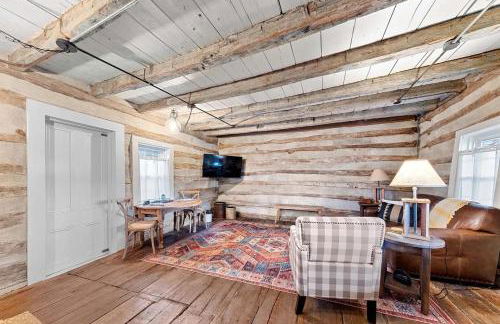 Rustic Augusta Cabin - Foto 13