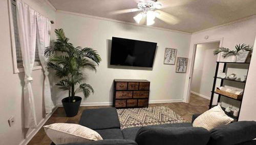 Discounted Cozy Home with Modern Amenities - Foto 5