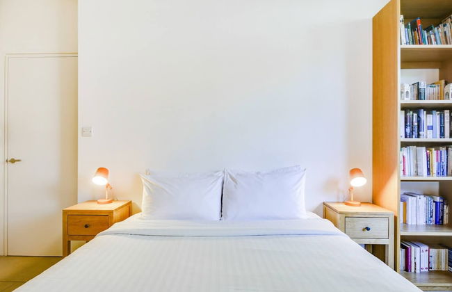 Stylish, Bright Apartment w/ Private Garden - Foto 6