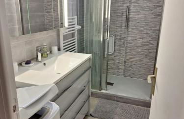 T3 cosy rénové - Terrasse - Face à l’océan - Foto 23