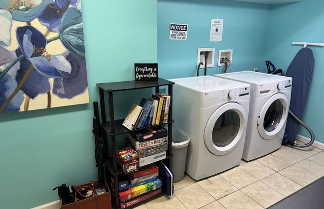 Pet-friendly Furnished Apt Near Emu Free Parking 2 Bedroom Apts - Foto 12