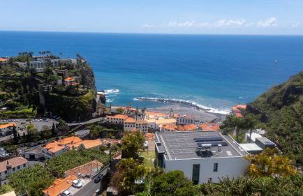 Villa Skylark - by LovelyStay - Foto 47