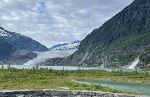 Modern Condo with Incredible Mountain Backdrop 207 - Foto 16