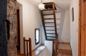 BG Living & Hosting - Mosel-Fachwerkhaus nahe Calmont Klettersteig - 2 Schlafzimmer, Parkplatz, WLAN & Netflix, 5 Personen - Foto 15