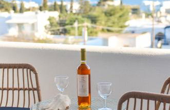 Cozy Sea View Home in Drios, Near Beaches and Shops - Photo 1