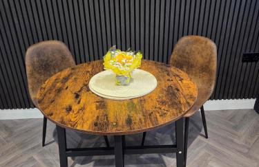 Courtyard High Spec Apartment in Town Centre - Foto 6