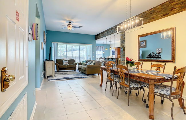 Comrow Castle Magical Getaway - Photo 43