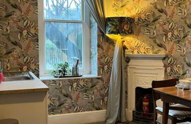 Large Corris apartment with kitchen & lounge and adjoining bathroom - Foto 2