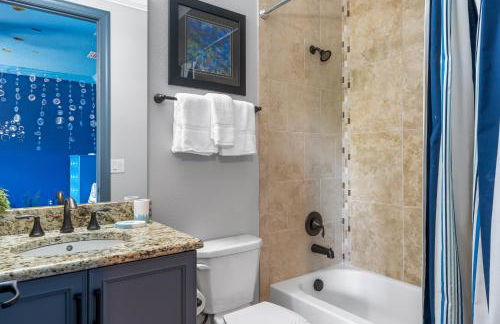 Boutique Luxury Home, Private Pool Close to Disney REU101 - Foto 81