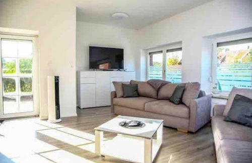 Wunderschöne und moderne Ferienwohnung mit Garten - Photo 24