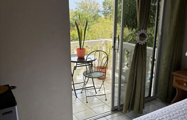 Blue Turquoise Sea Villa - Photo 13