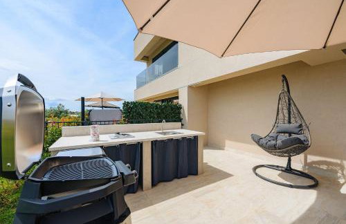 Mediterranes und modernes Apartment mit Jacuzzi, Waschmaschine, Grill - Photo 30