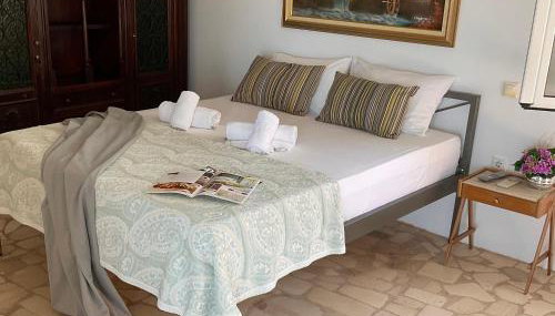 King size bed, Terra relaxa, Vista al mar, near Achilleio - Foto 2
