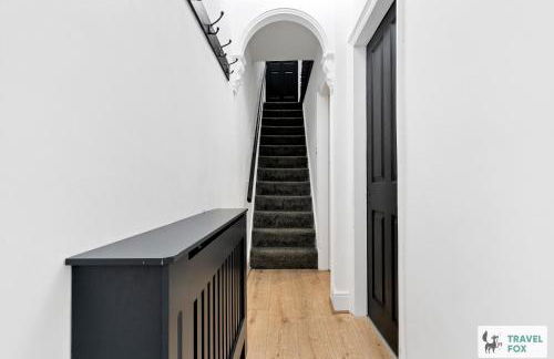 Liz's 4 Bed House: Close to the Motor Point Arena - Foto 22