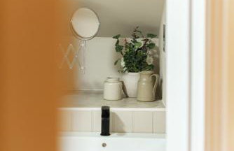 Central Whitchurch - Lowcross House Guest Bedroom 6 - Foto 18