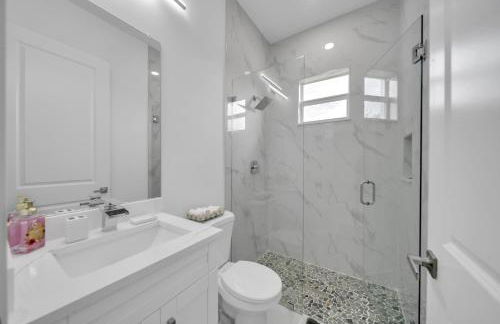 Cozy 3BR Duplex Unit with WiFi and Laundry in Lehigh Acres - Foto 13