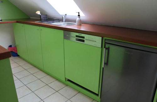 Privatzimmer mit eigenem Bad und Küche - Photo 8