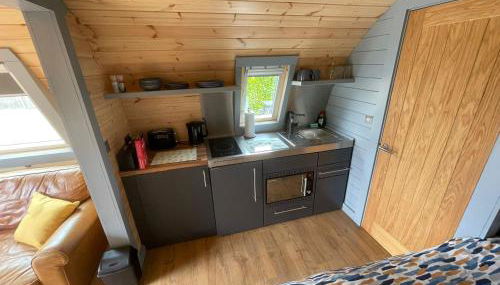 Pine Lodge Posh Glamping With Wood Fired Hot Tub & Big Lincolnshire Skies - Foto 4