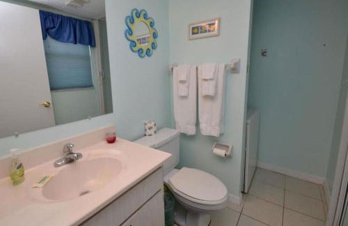 Madeira Place 303 1BD 2BA Retreat Near Johns - Photo 16