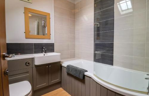 1 Woods Garth - Photo 21