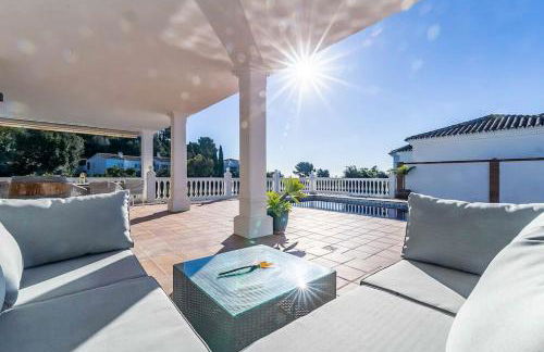 88-Exclusive Villa with Private Pool in Mijas, Malaga - Photo 46
