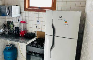 Apartamento com piscina e acesso exclusivo à praia Ambiente confortável, com colchões e travesseiros de qualidade, em uma localização estratégica, perto de tudo para você aproveitar sem precisar de carro - Foto 35