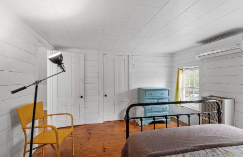 Charming Kennebunk Cape - Walk to Dock Square! - Foto 26