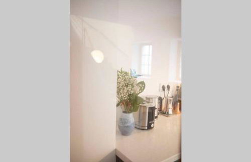 Charmante, ruhige Ferienwohnung mit Balkon - Foto 6