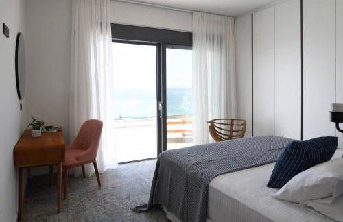 Rozites Luxury Beachfront Villa, By Hellocrete - Foto 20