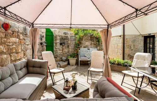 Old Stone House with private Swimming Pool - Photo 18