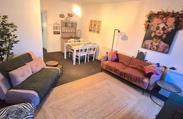 COZY Apartment 4 - Photo 16