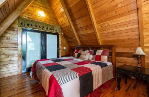 Hot Tub - Haven at the Red - Red River Gorge KY - Foto 31