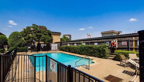 Spacious Preston Hollow Condo - Foto 3