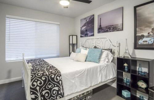 Beautiful 3 Bedroom Private home with easy access - Foto 24