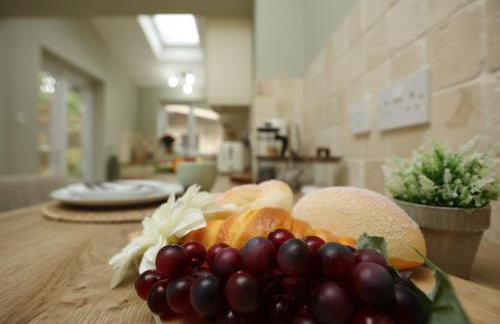 Orchard Place By N And N Stays, Perfect for corporate, contractor teams and families visiting the area, 3 Bed House with Private Parking, Semington Near Bath - Foto 35