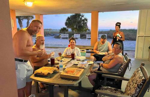 Beachfront Condo On Quiet Treasure Island- 1 Bed - Photo 26