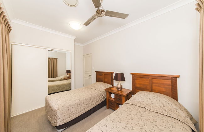 Apartments on Palmer - Photo 3