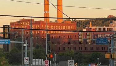 Unique Artsy 2 Bdrm Apt 1.5 mi from Downtown - Foto 4