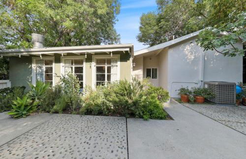 Silver Lake Cozy Getaway - Photo 50