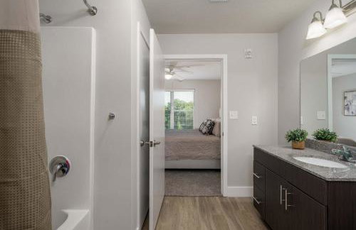 5th Quarter at Watercress- 0 9 Miles to UA- 2 BR 2 BA- Riverfront - Foto 21