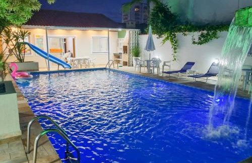 Casa Premium Piscina Privativa Gigante com Escorregador Próxima à Praia - Foto 3