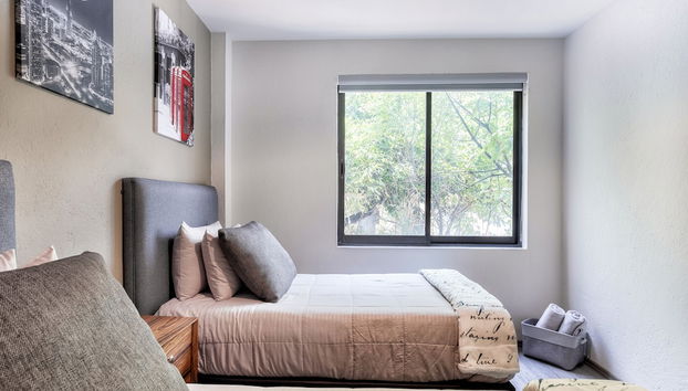 Bright & Stylish in Roma Condesa , Sleeps 7 - Foto 4, Habitación