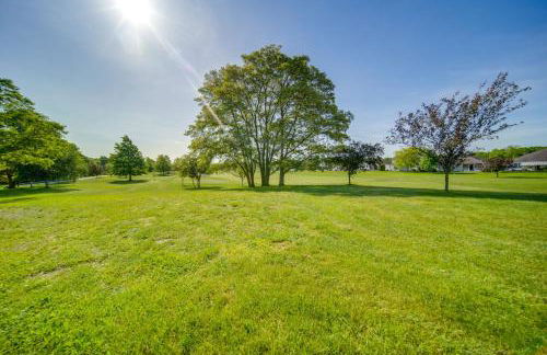 Golf Course View Centrally Located Condo in Erie - Foto 22